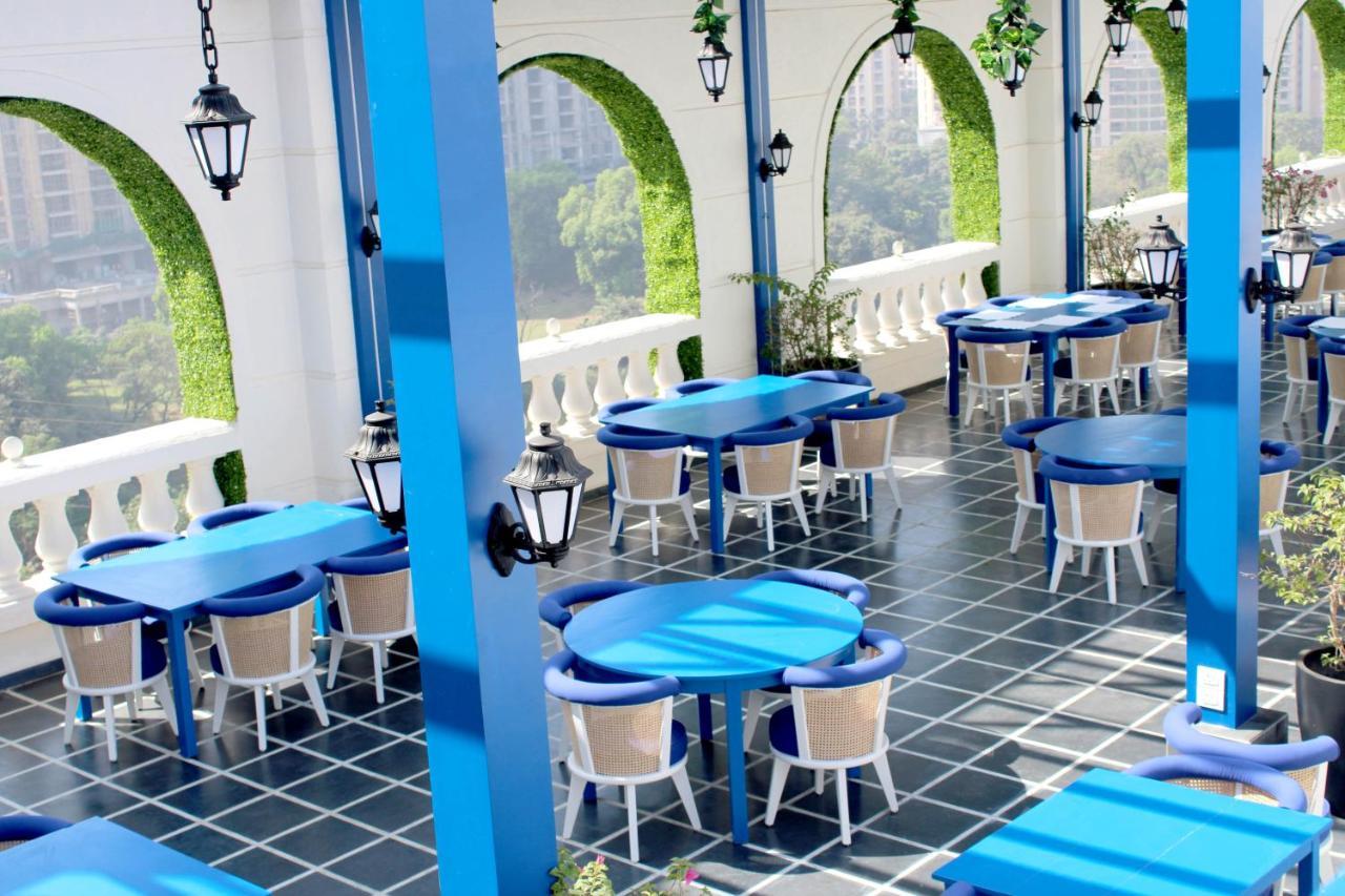 Planet Hollywood ثين المظهر الخارجي الصورة