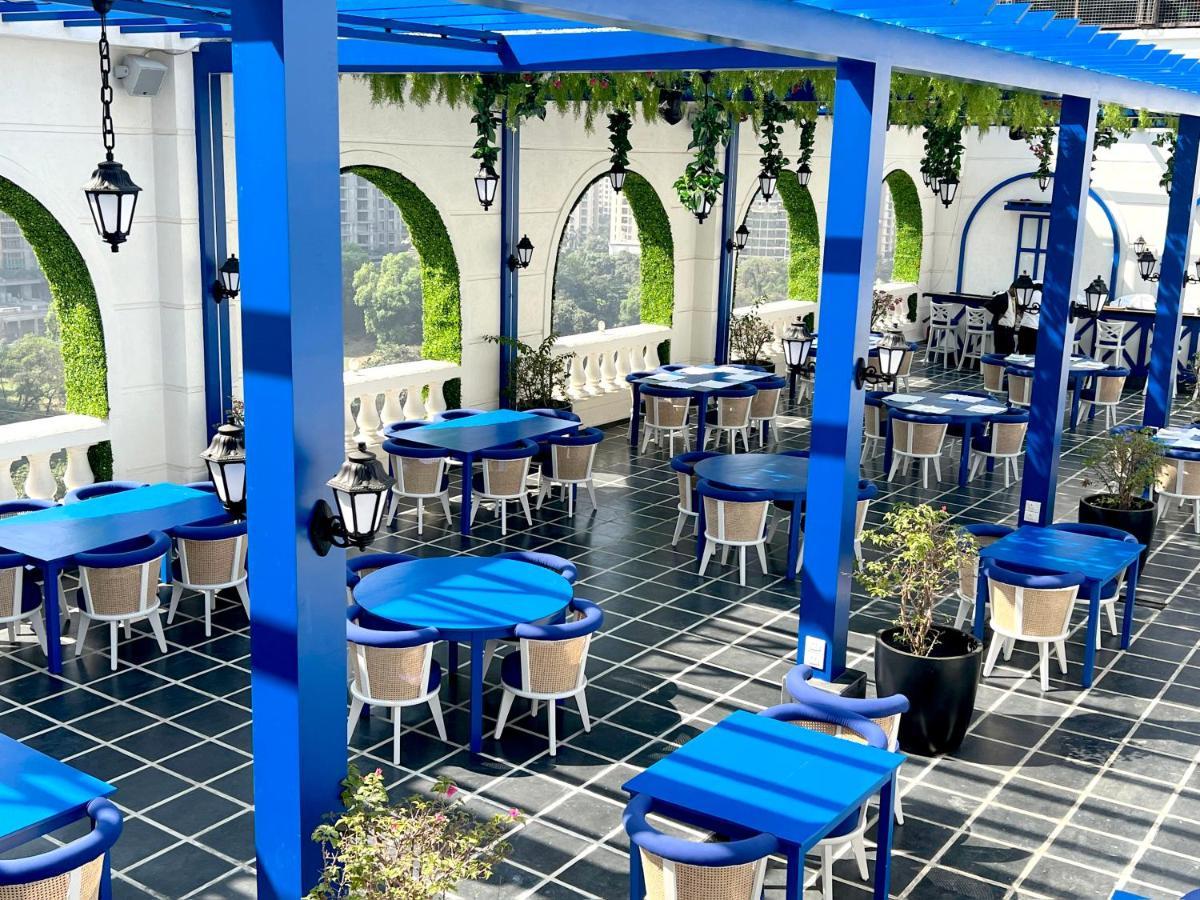Planet Hollywood ثين المظهر الخارجي الصورة